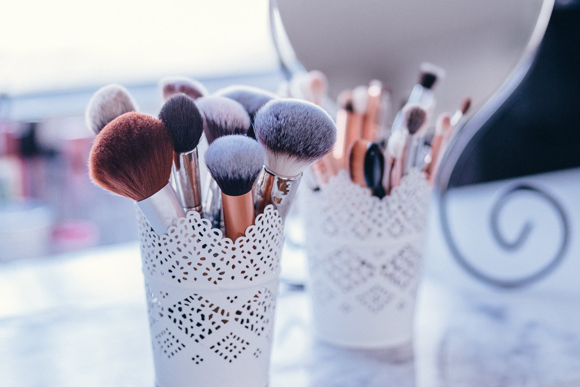 Organize Makeup Brushes