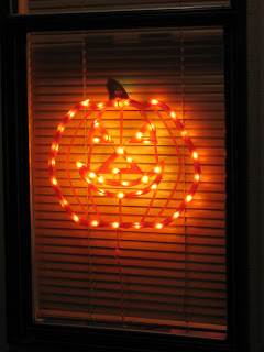 Halloween Window Decoration Ideas, The Classic Light Up Jack-O-Lantern Decoration