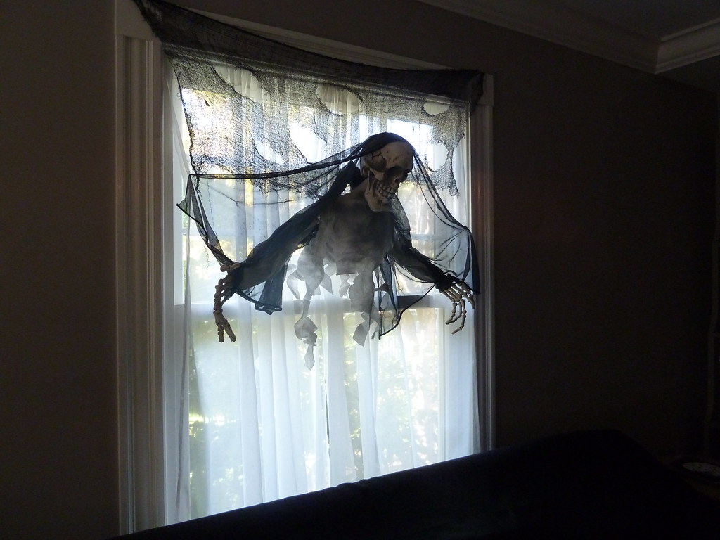 Halloween Window Decoration Ideas, Half Stuck In The Afterlife Dimension