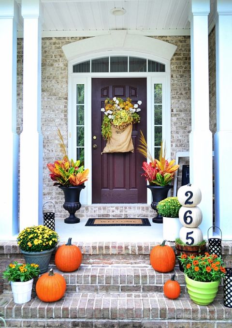 Creative Front Porch Display