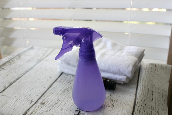 Homemade Lavender Linen Spray Recipe