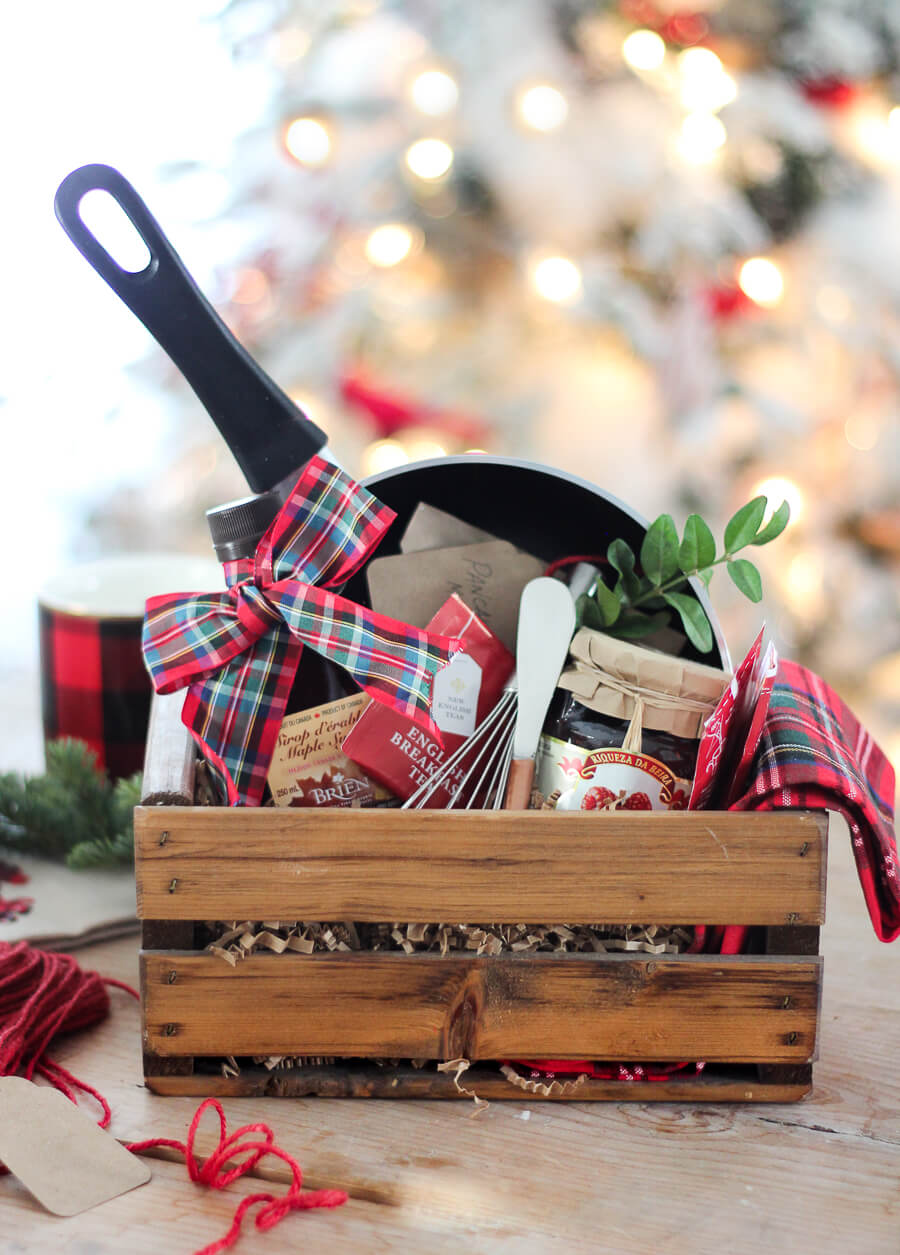 19 Unique DIY Gift Basket Ideas For Christmas Anyone Will