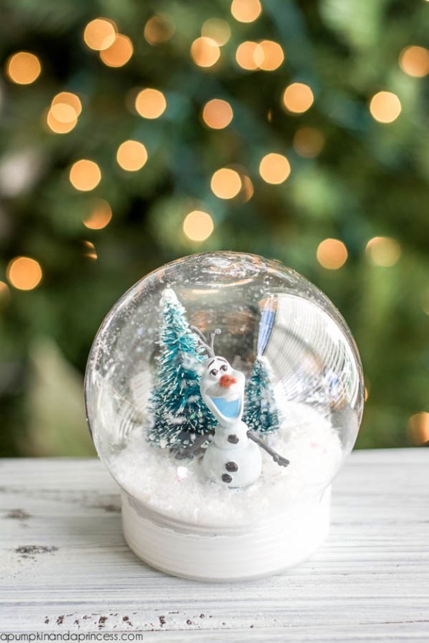DIY Frozen Olaf Snow Globe