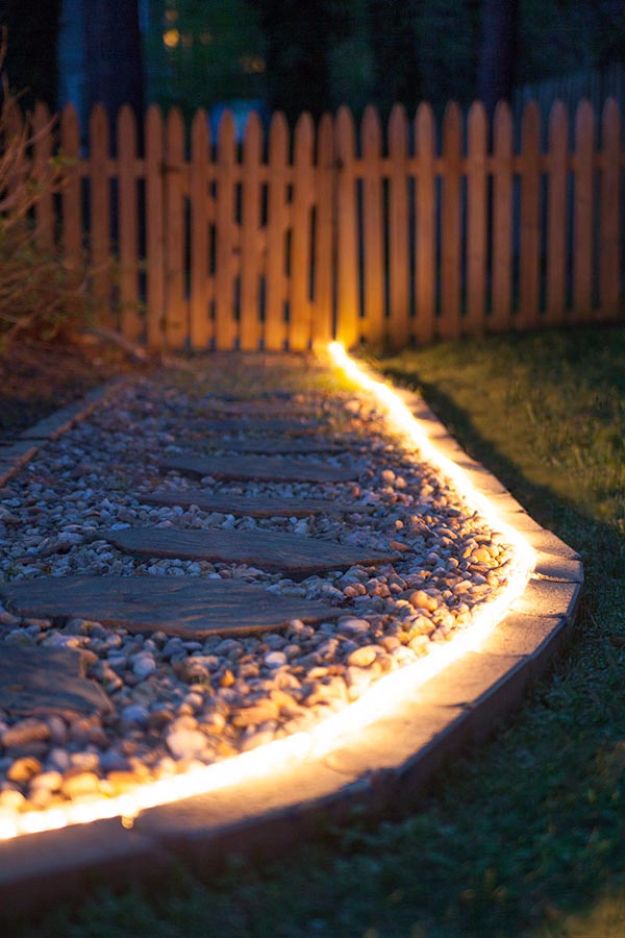 20 Diy Romantic Outdoor Lighting Ideas, Cool Outdoor Lighting Ideas