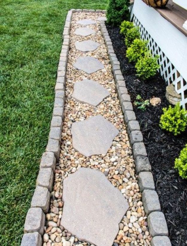 DIY Garden Paver Walkway