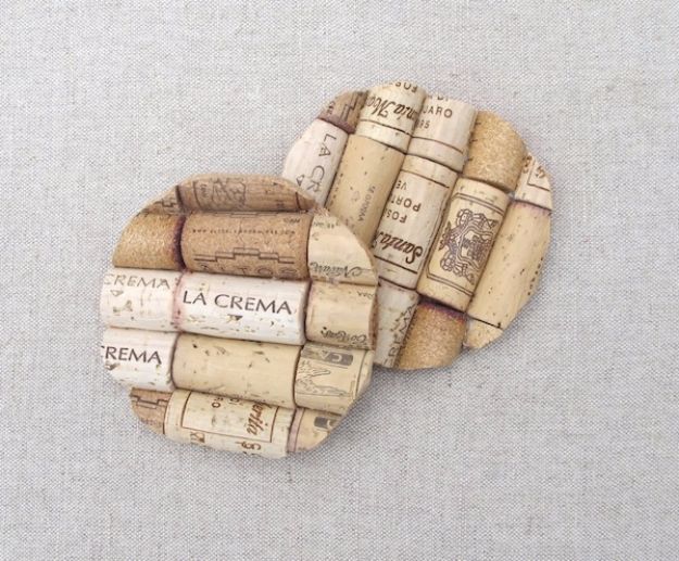 15 Wine Cork Crafts Youll Actually Use