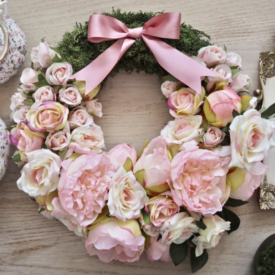 DIY Spring Wreaths - Faux Flowers And A Polystyrene Ring