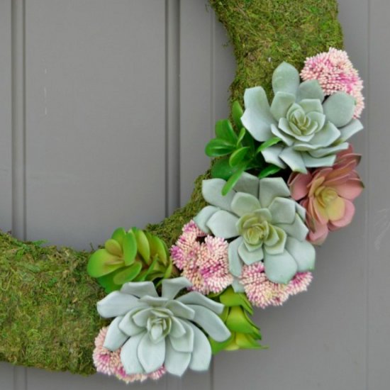 DIY Spring Wreaths - Moss and Succulent Wreath
