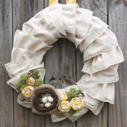 DIY Spring Wreaths - Ruffled Muslin Wreath