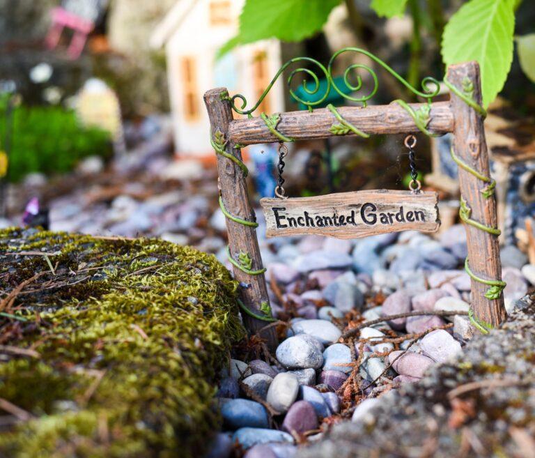 Fairy Garden Ideas: 21 Best DIY Fairy Garden Accessories