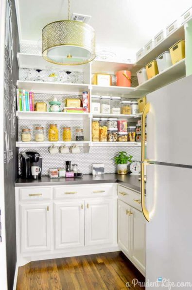 How To Organize And Declutter Your Pantry In 3 Easy Steps - Craftsonfire