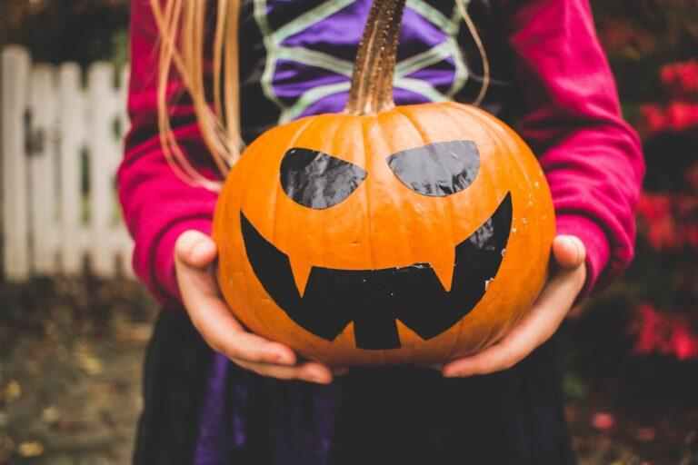 No Carve Pumpkins – 21 Fun Pumpkin Decorating Ideas