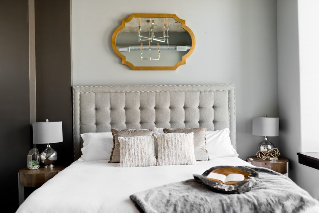 What Can I Hang Above My Bed 16 Best, How To Hang A Mirror Above Your Bed