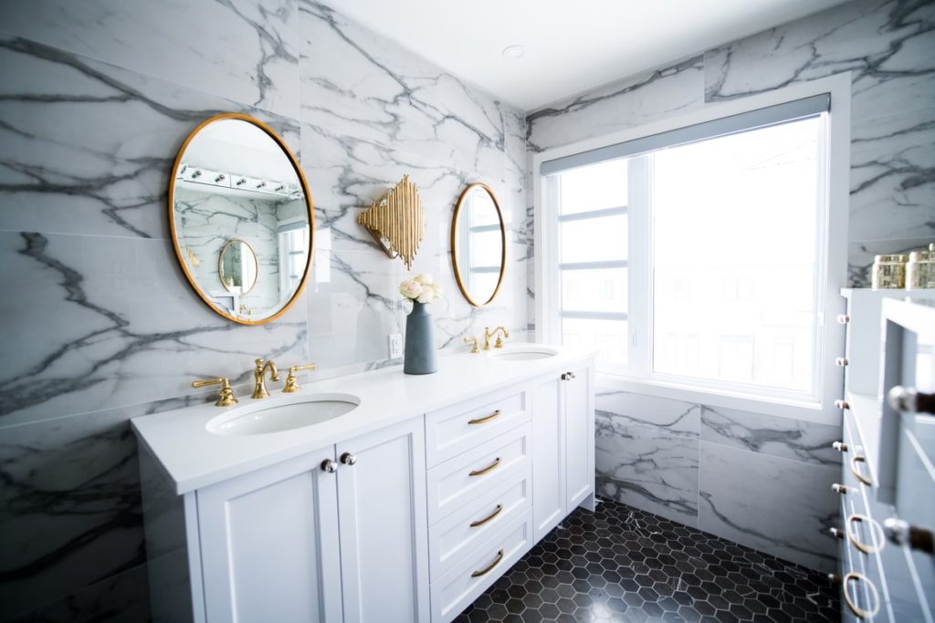 Gold Mirror With White Vanity