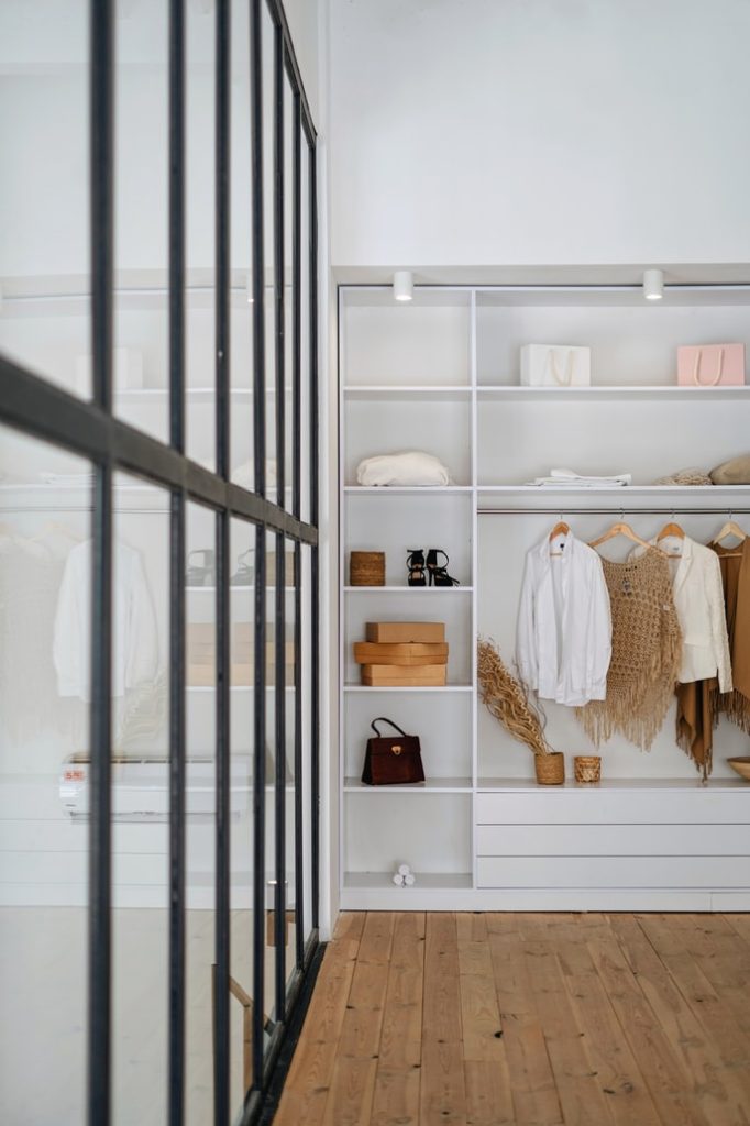 Shelves To Organize Clothes