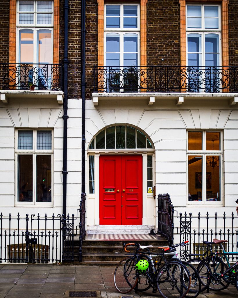 what color walls match a red front door