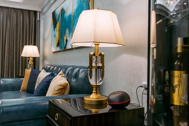tips for choosing lamps for end table