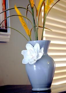 Pretty White Spoon Flower 