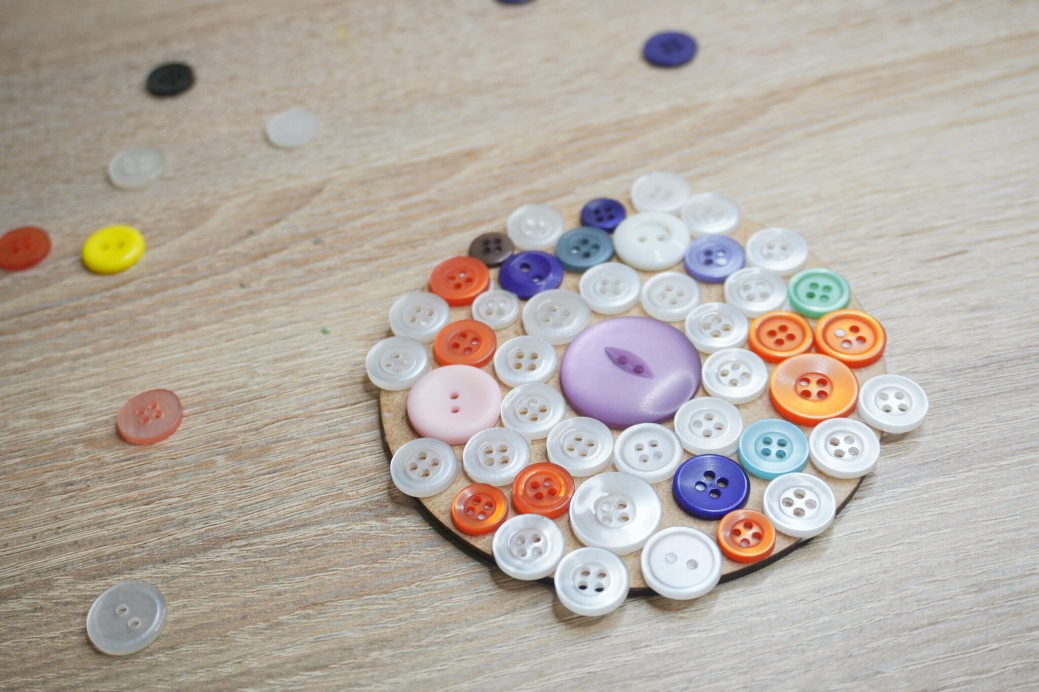 How To Make A Button Coaster - Craftsonfire