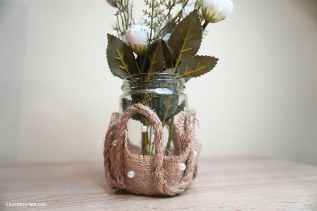 how to decorate a glass jar with rope