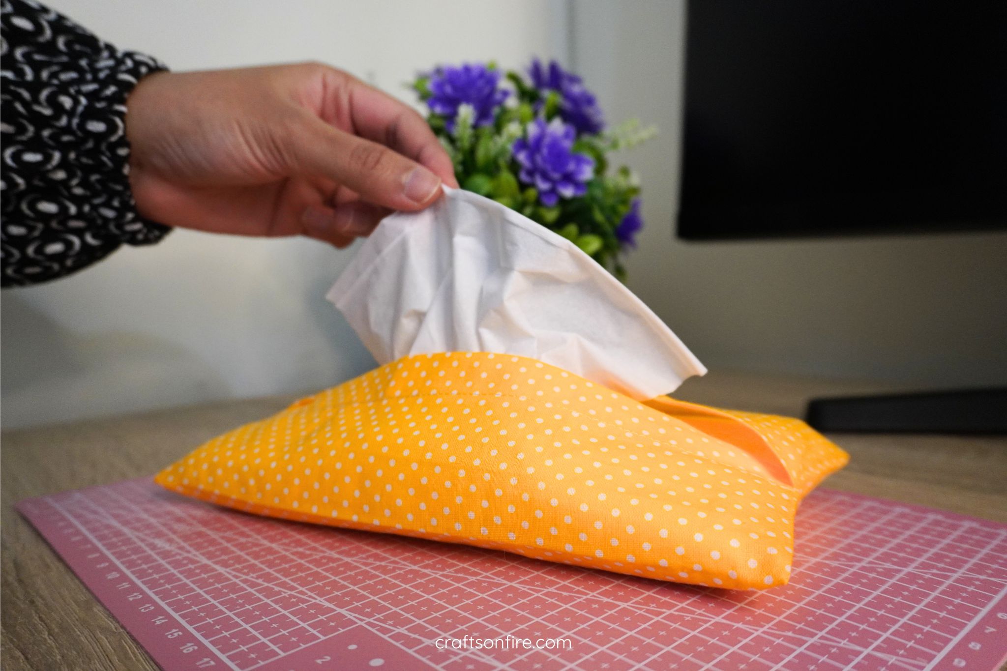 fabric tissue holder sewing tutorial