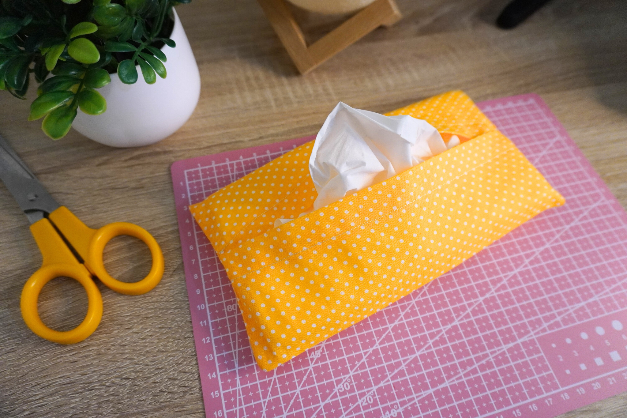 how to sew fabric tissue holder