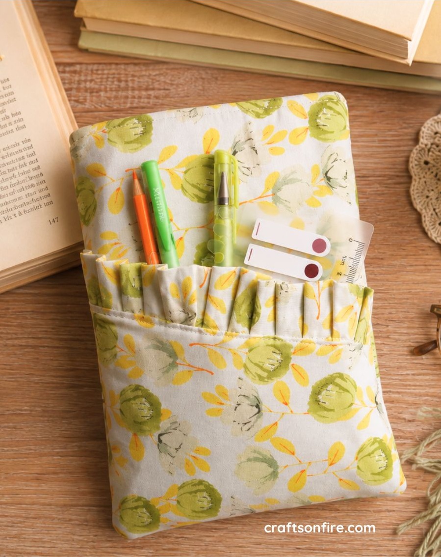 diy book sleeve sewing pattern guide